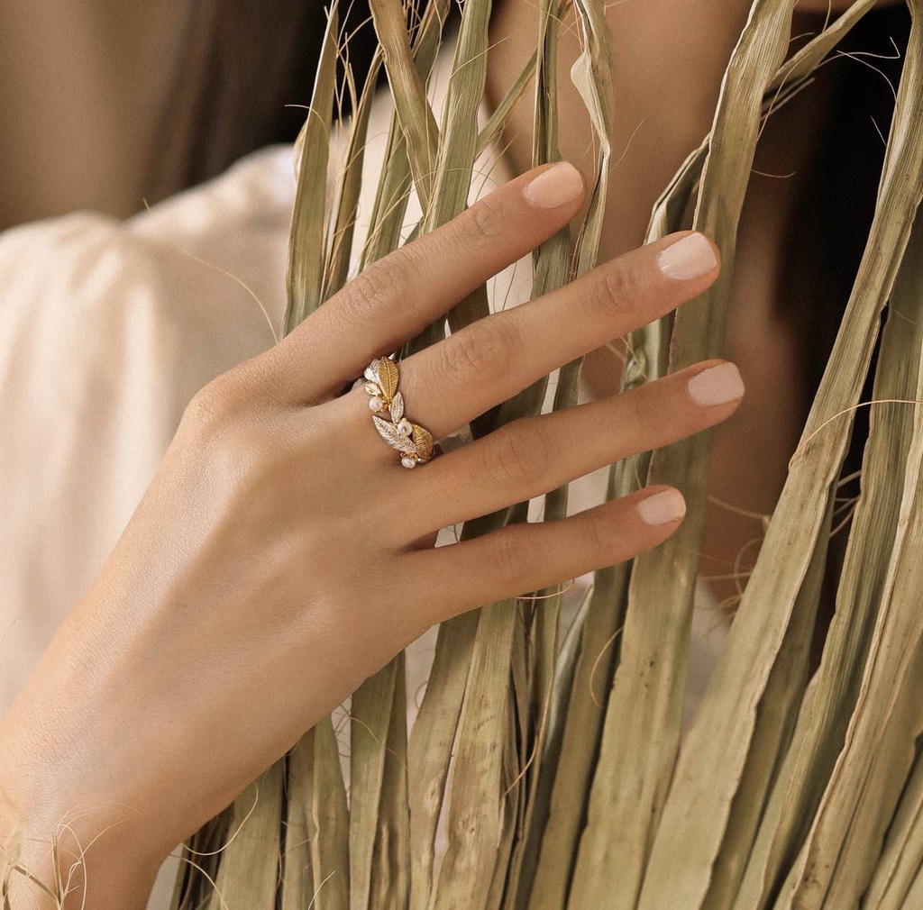 انگشتر گل بو