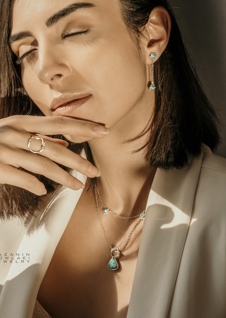 گردنبند گلستانک