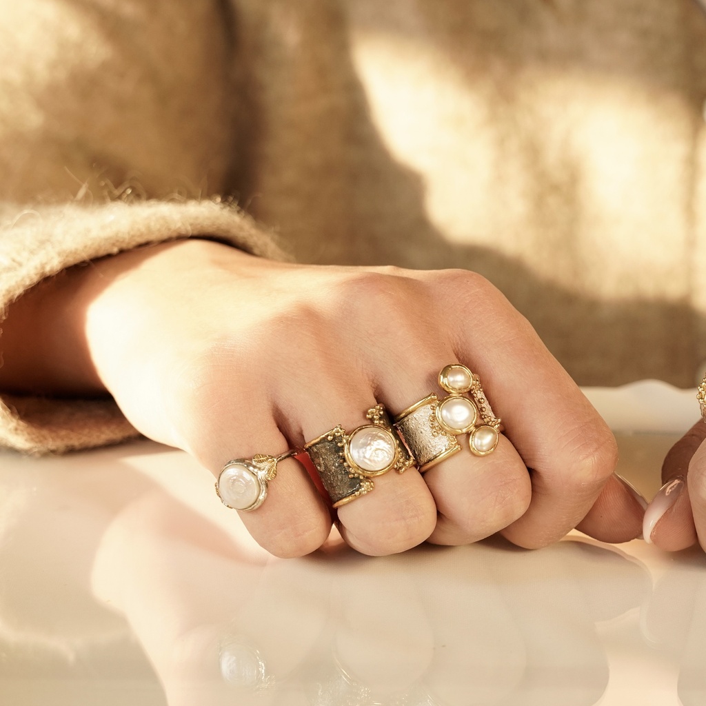 انگشتر درسا سیاه